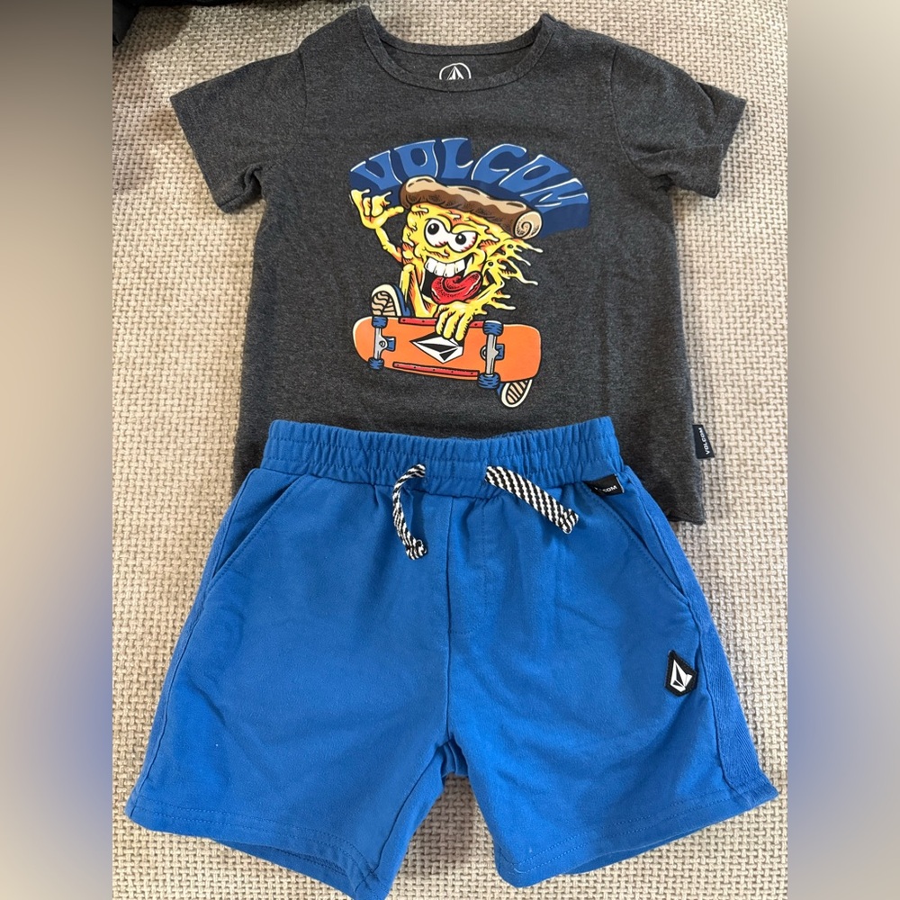 Volcom Outfit, Boy Size 4 Short and Tshirt Set EUC